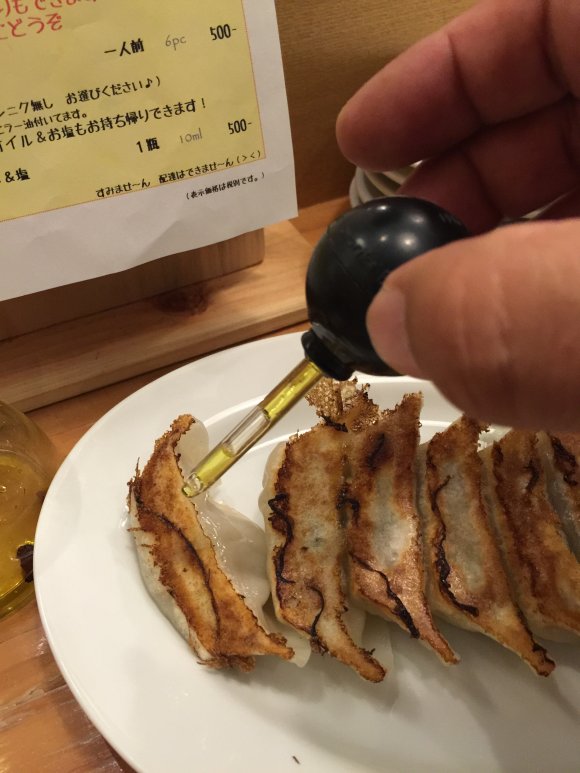 餃子で呑むならココ！大阪で個性的な旨い餃子が味わえる店３軒