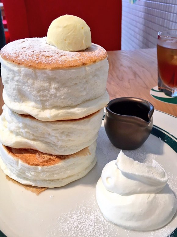 大阪で絶対食べたいパンケーキ5選 極厚 ふわふわの激ウマパンケーキ メシコレ