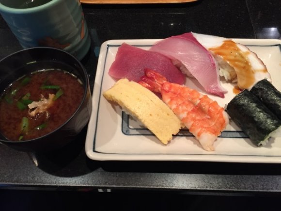 にぎり寿司も全て500円！神戸市内のおすすめワンコインランチ厳選5軒