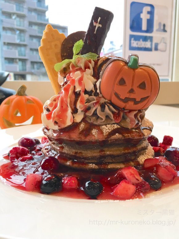 パンケーキからハンバーガーまで！今年のハロウィン限定メニュー総まとめ