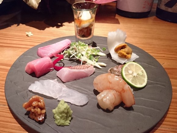 毎日でも通いたい！福岡で旨い魚介と日本酒を楽しめる予約必須の人気店