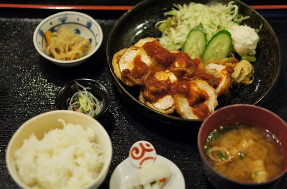 やっぱり日本人は和が一番！旨い定食に和スイーツが味わえる古民家カフェ