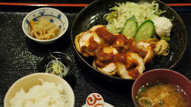 やっぱり日本人は和が一番！旨い定食に和スイーツが味わえる古民家カフェ