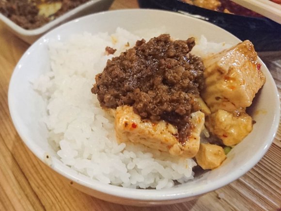 シビレと辛さが癖になる！大阪で味わえる、病みつき必至の「麻婆豆腐」