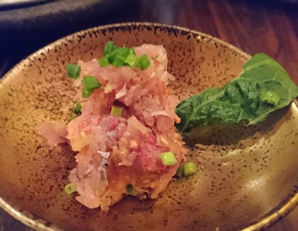 日本酒が進みすぎて困る！大森の日本酒の聖地「吟吟」で美味しい魚を堪能