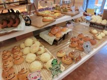 子ぶた、亀、コアラ！可愛いパン満載な癒し系パン屋さん＠新宿