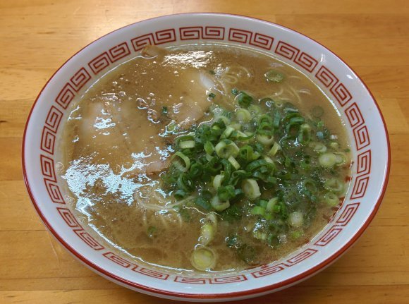 濃厚スープが癖になる！全国で味わえる、食通おすすめの豚骨ラーメン６軒