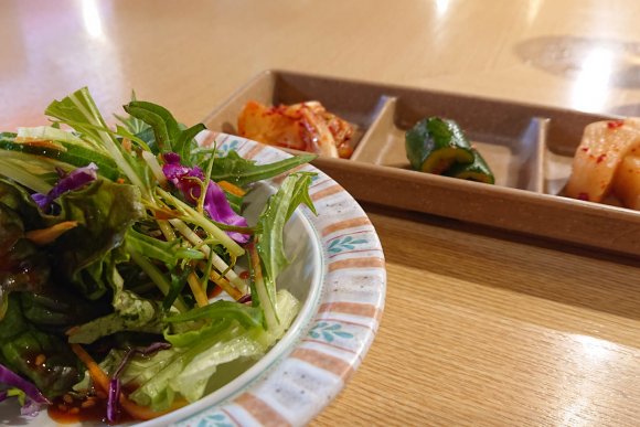 たっぷり250g！焼肉の本場・鶴橋で食べるがっつりホルモンランチ