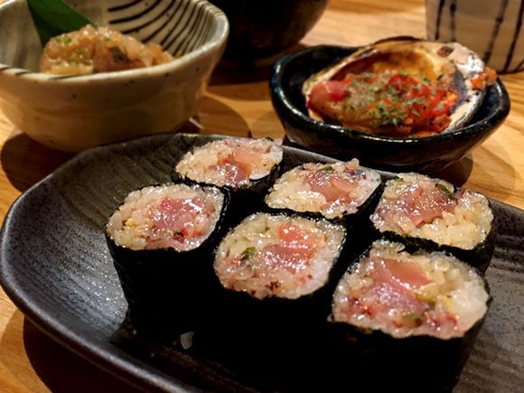 あて巻きに鉄鍋餃子 肉盛り 福岡に来たら食べるべき美味い逸品がある店 メシコレ