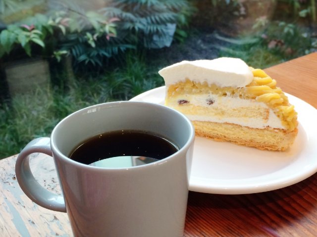 【横浜】家族のお出かけにも！創業50年以上の老舗直営カフェ