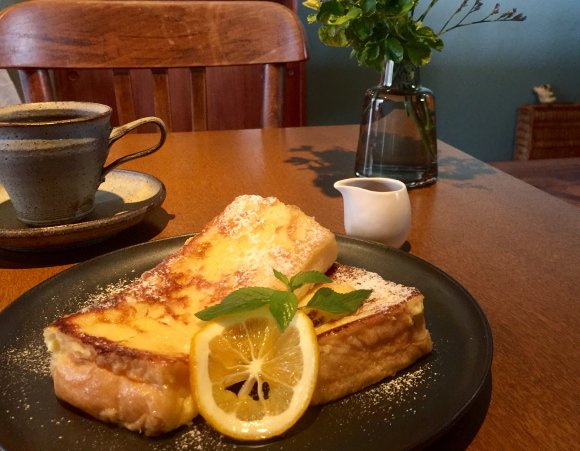 ふわっふわのフレンチトーストが人気！カフェ好きの間でウワサの喫茶店