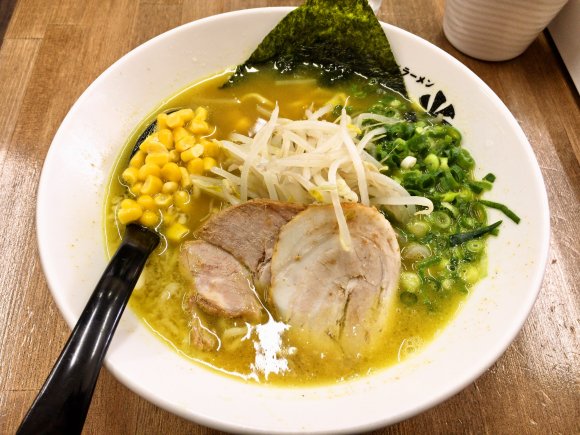麺が美味い！福岡を代表する味噌ラーメンの名店・時計台の味を継ぐ３軒