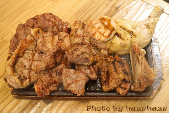 平成最後の忘年会は肉祭りで！ステーキ食べ放題など都内の肉料理が旨い店