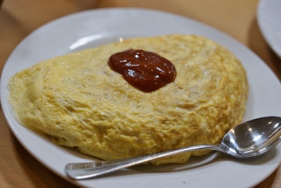 ふわとろも薄焼きも！卵の魅力溢れる美味しいオムライス８記事