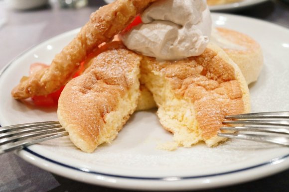 奇跡のパンケーキのFLIPPER'Sが横浜に上陸！記念メニューも登場