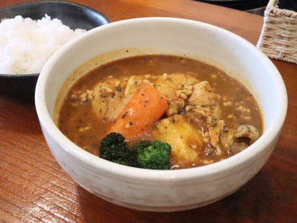 寒い冬はスープカレーで乗りきろう！関西のスープカレーが美味しい店7軒