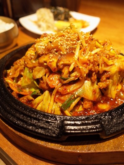 夏の銀座で食べたい辛旨ランチ！行列が出来る韓国家庭料理の店