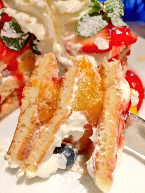 【表参道】モエナカフェのフルーツ盛り盛り新作パンケーキ