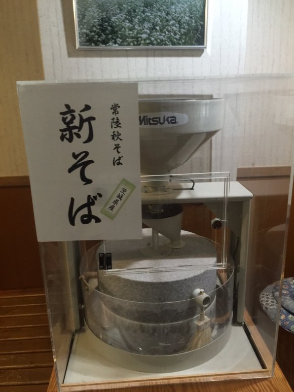 天ぷらとの相性も抜群！風味と滑らかな食感が共存する十割蕎麦