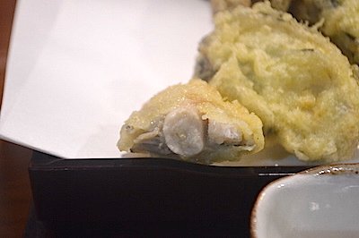 天ぷらとの相性も抜群！風味と滑らかな食感が共存する十割蕎麦