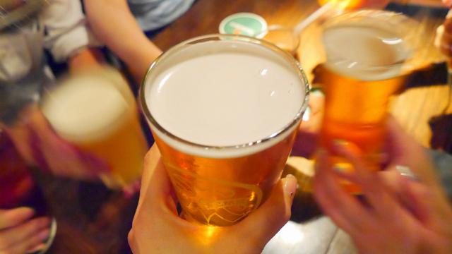 クラフトビールと絶品フードを満喫できる都内のビアバー３選