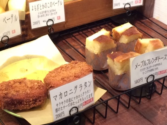 自分好みに選べるサンドイッチは必食！100円バゲットもあるパン屋さん