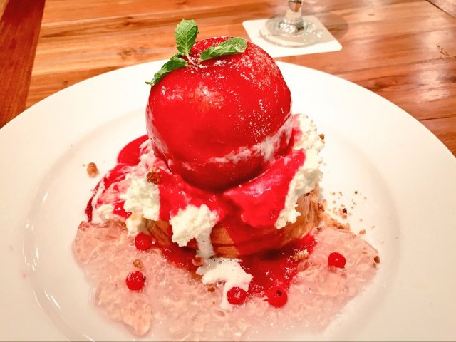 桃まるごと！ピーチメルバのフレンチトーストで世界一の幸福を - メシコレ