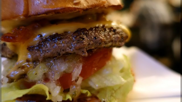 ハンバーガーを10年食べ歩く食通の原点！21年の歴史を刻む老舗