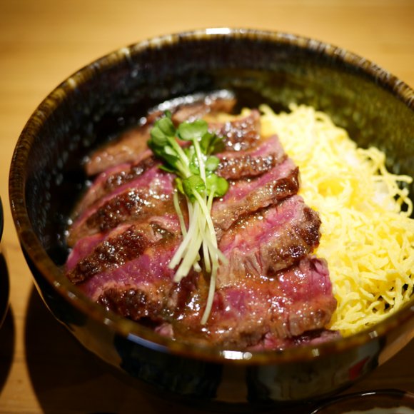 牛サガリ好きには堪らん！福岡で味わえる満足度の高い「牛サガリ丼」4軒