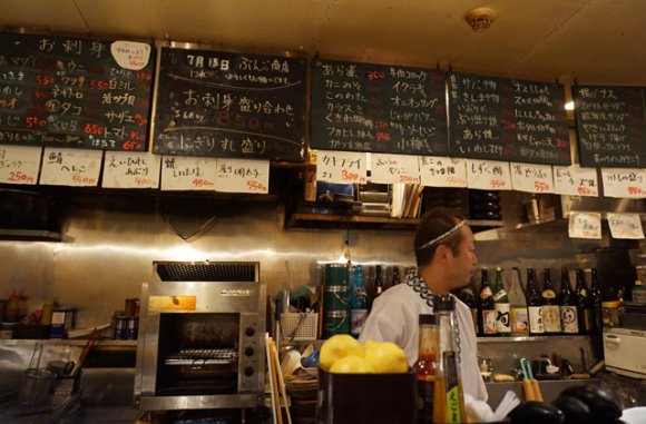 実は新宿で一番楽しい場所！路地裏の安くて旨い横丁飲み屋4選