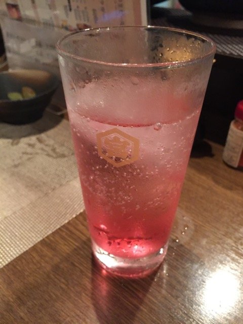 東京下町呑みを神戸で！関西では貴重な「シャリキン」も味わえる酒場