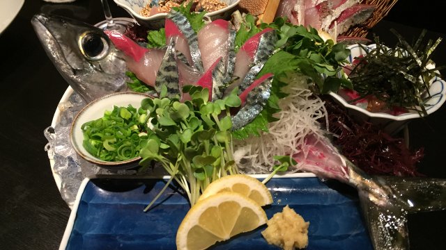 福岡だから味わえる！会食にもおすすめの鯖専門店の泳ぎ鯖刺し