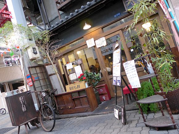 【大阪】大正レトロな空間で味わう名店の爽快スパイスカレー