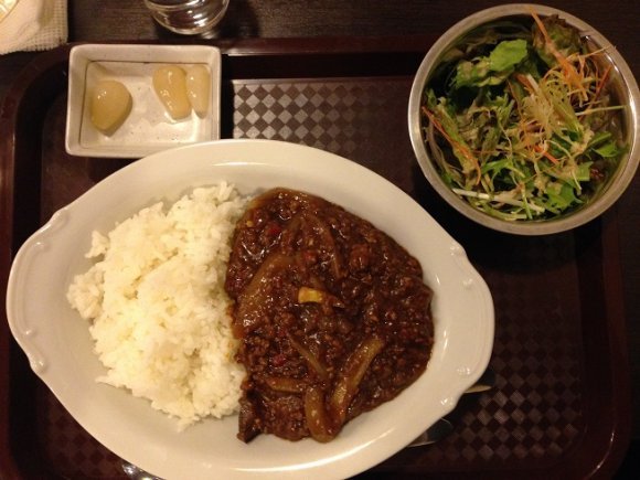 ひとり飯に極上ラーメン、激辛カレーも！今週人気の12記事