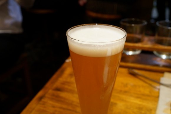 美味しい牛タンにビールが止まらない！予約訪問がベターな新宿の人気店