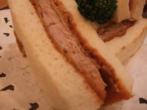 銀座の極上サンドイッチに注目！パン激戦区で必食のサンド5選
