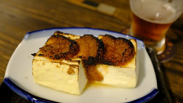新潟で地産地消のフードと自家醸造のクラフトビールが味わえるブルーパブ
