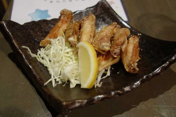 神田駅チカ！一度で２つの食感が楽しめるねぎ塩溶岩焼きは必食