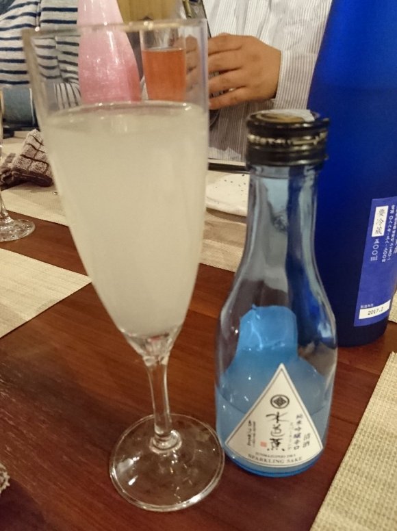 日本酒が時間無制限で飲み放題！ウニの肉巻きから〆までウニ尽くしを堪能