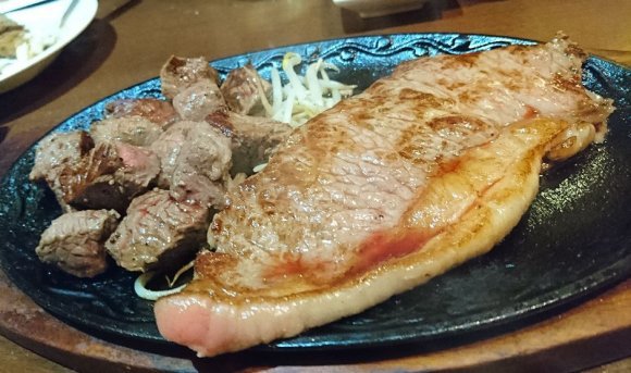 ステーキ食べ放題にとろけるレバー！横浜で押えておきたい肉料理が旨い店
