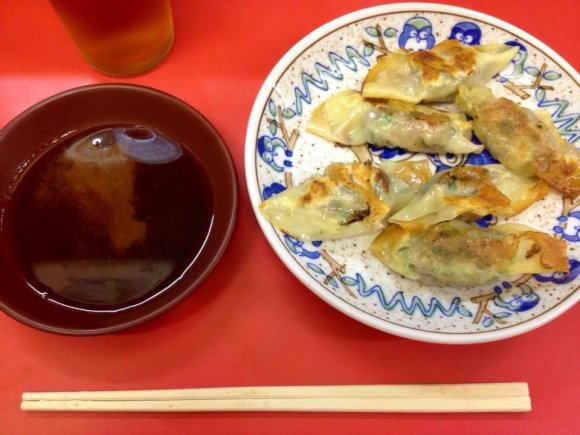 独特の食感が旨い！神戸・三宮で「台湾餃子」の御三家をハシゴ