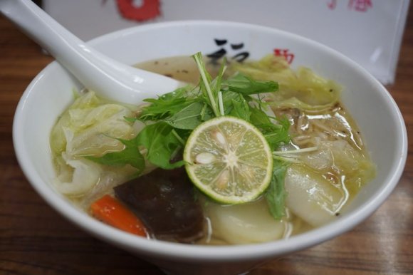 和食出身の大将が作る季節限定牡蛎ラーメン3種が美味い金沢『麺や福座』