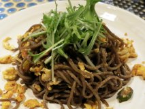 日本ではここだけ？蕎麦を使ったブータン風焼きそば「プタ」！