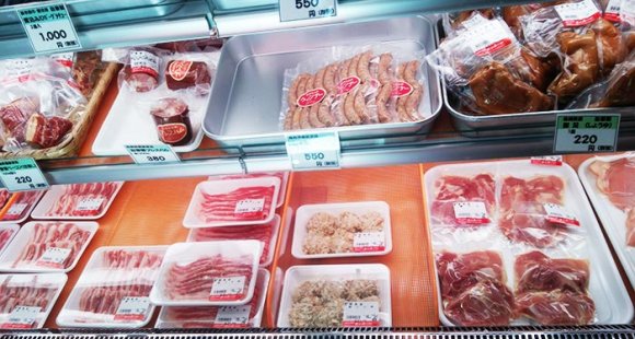 長崎和牛100％パティとベーコンが肉厚！精肉店の絶品佐世保バーガー