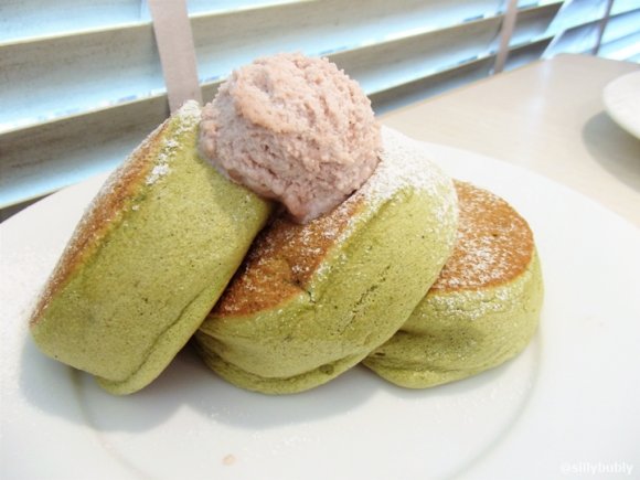 限定が2種類あるのは京都だけ！観光にもオススメの「幸せのパンケーキ」