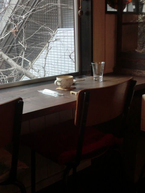 静かに心地よい「ひとり時間」が過ごせる、スイーツの美味しいカフェ。