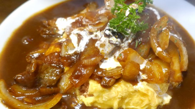 神田駅徒歩10秒！『美味卵家』のオムハヤシライスは感無量な美味さ！