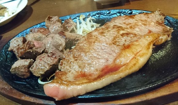 腹ペコでも絶対満足！メガ盛り肉が5000円以下で食べ飲み放題できる店