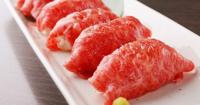 とろける肉寿司が平日限定で食べ放題 飲放付き3000円の超お得コース メシコレ