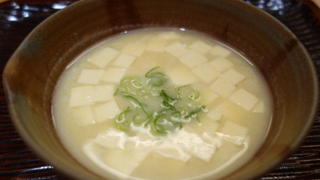心も体も温まる一杯！日本人なら一度は味わうべき「志る幸」のお味噌汁
